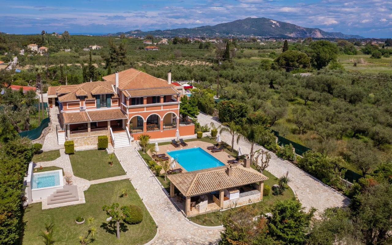 Amalthia Villa Mouzákion Exterior foto